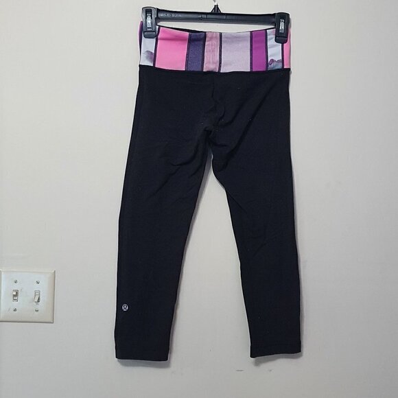 Lululemon Women's Cropped leggings - Picture 9 of 9